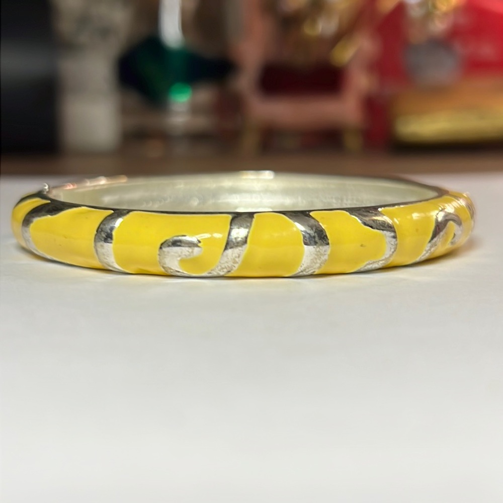 Vintage Enameled Yellow and silver-toned Metal Bangle Hinge Bracelet